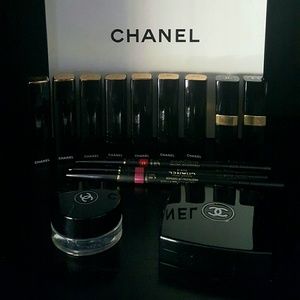 Chanel makeup bundle- Everything in picture